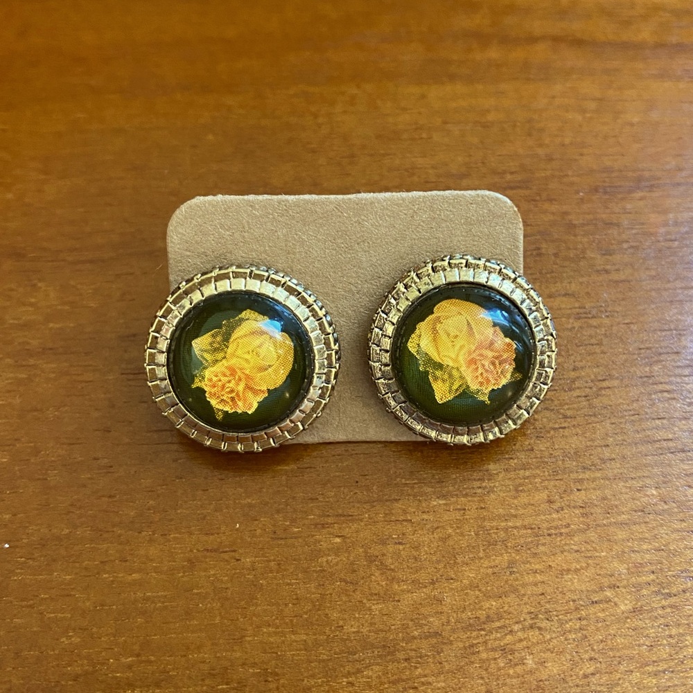 Floral & Gold chunky statement earring